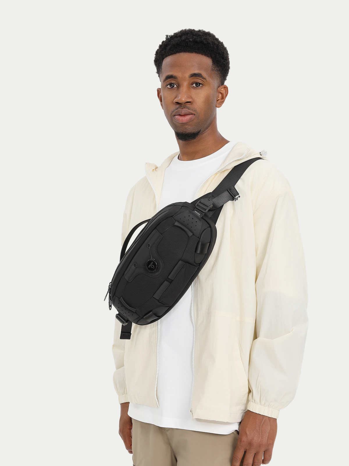 OZUKO Multi-function Chest Bag - Crossbody Bag Men 评论和价格
